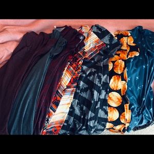 Lularoe Carly Med. 7) Teal flamingo pattern